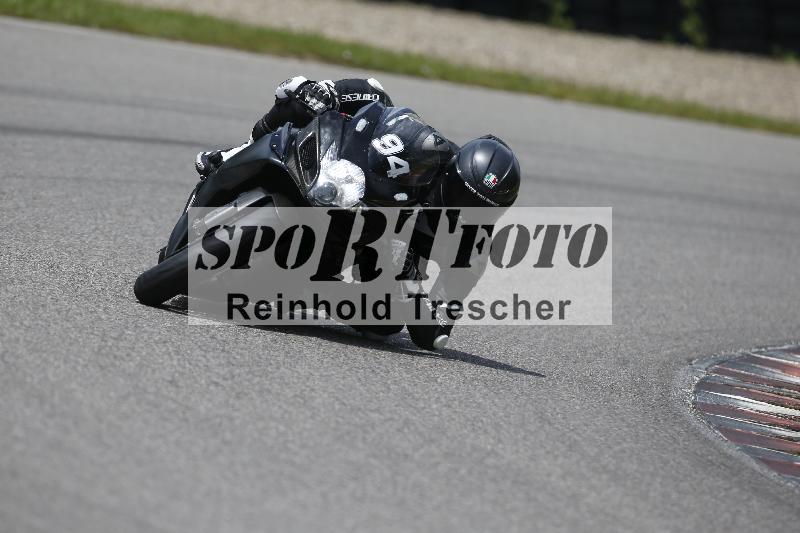 /Archiv-2024/29 12.06.2024 MOTO.CH Track Day ADR/Gruppe blau/94